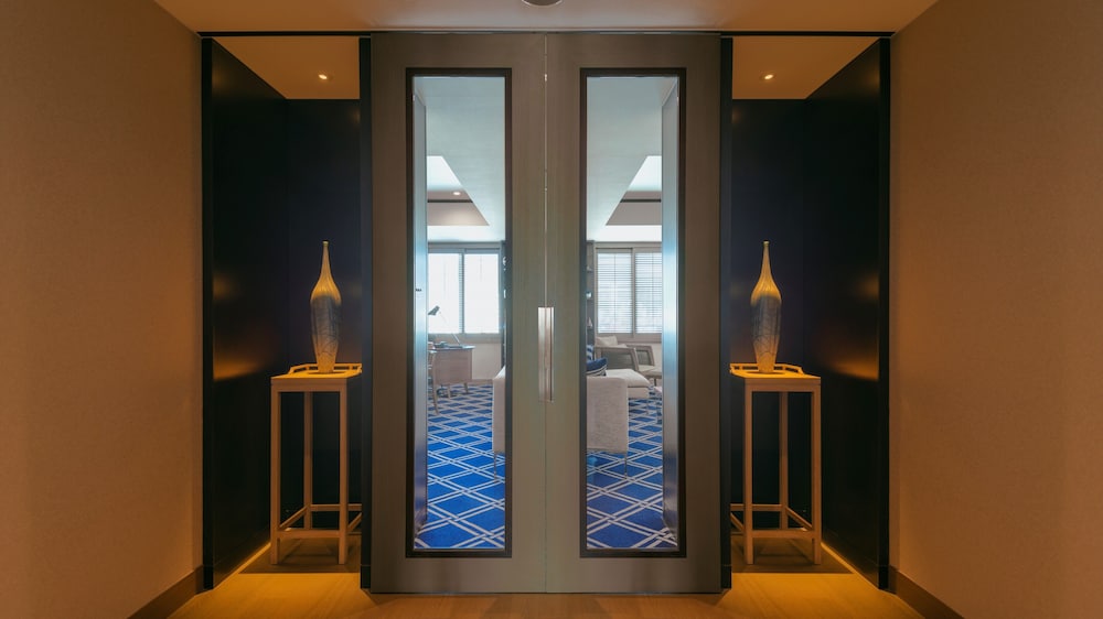 King Suite, Non Smoking - Photo 6