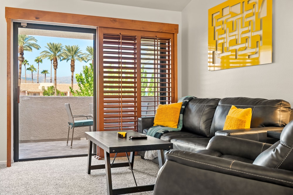 Condo, Multiple Beds, Balcony, Mountain View (Plaza Villas 615)
