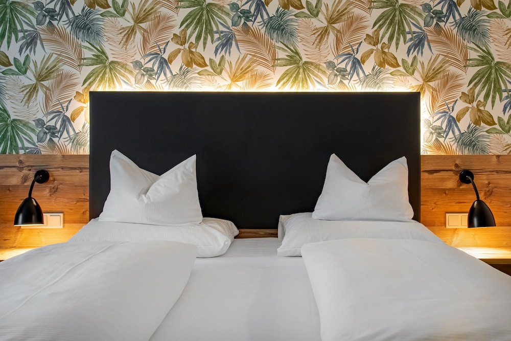 Comfort Double Room (Plus)