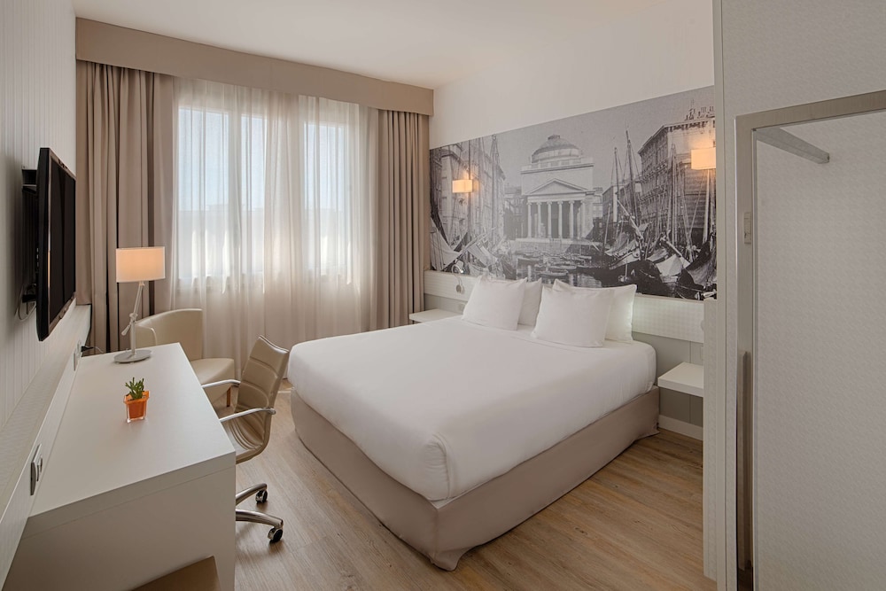 Superior Room - Photo 2