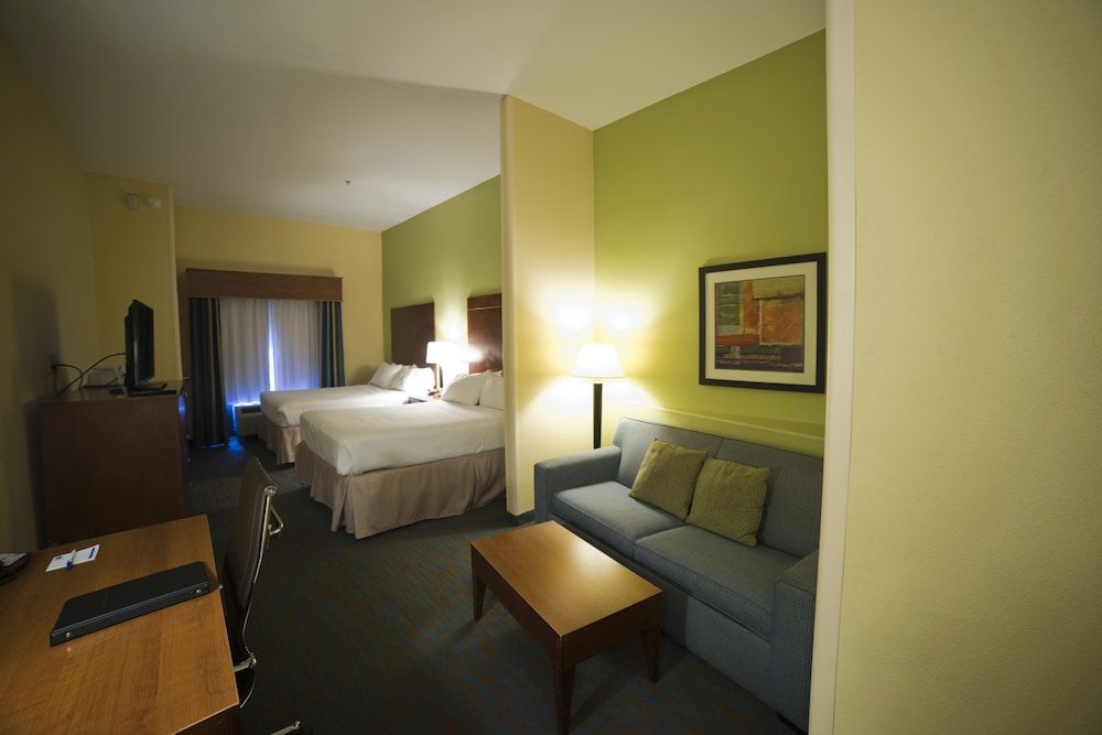 Suite, 1 King Bed, Accessible (Mobility) - Photo 2