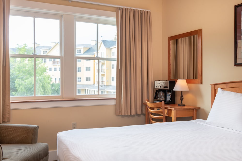 Room, 2 Queen Beds - Photo 3