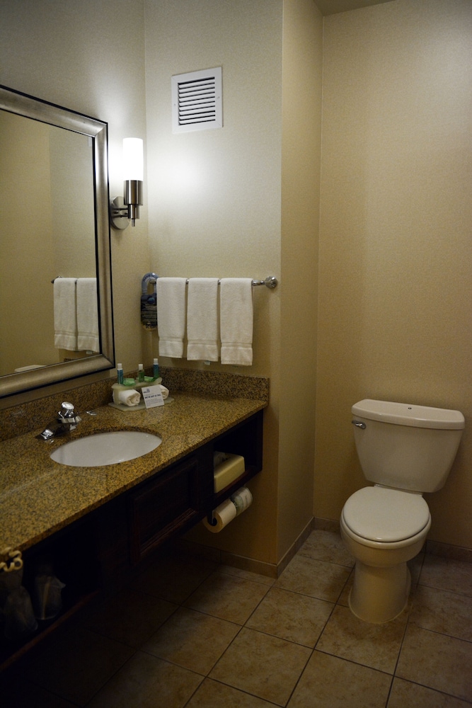 Suite, 2 Queen Beds (Additional Living Area) - Photo 2