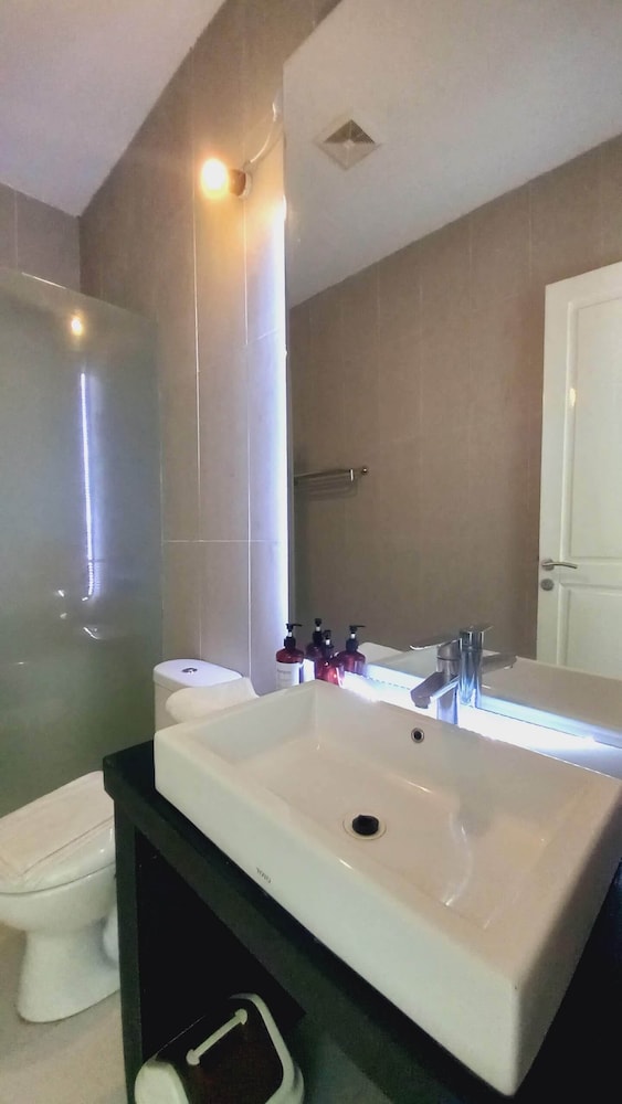 Deluxe Double Room, Balcony - Photo 4