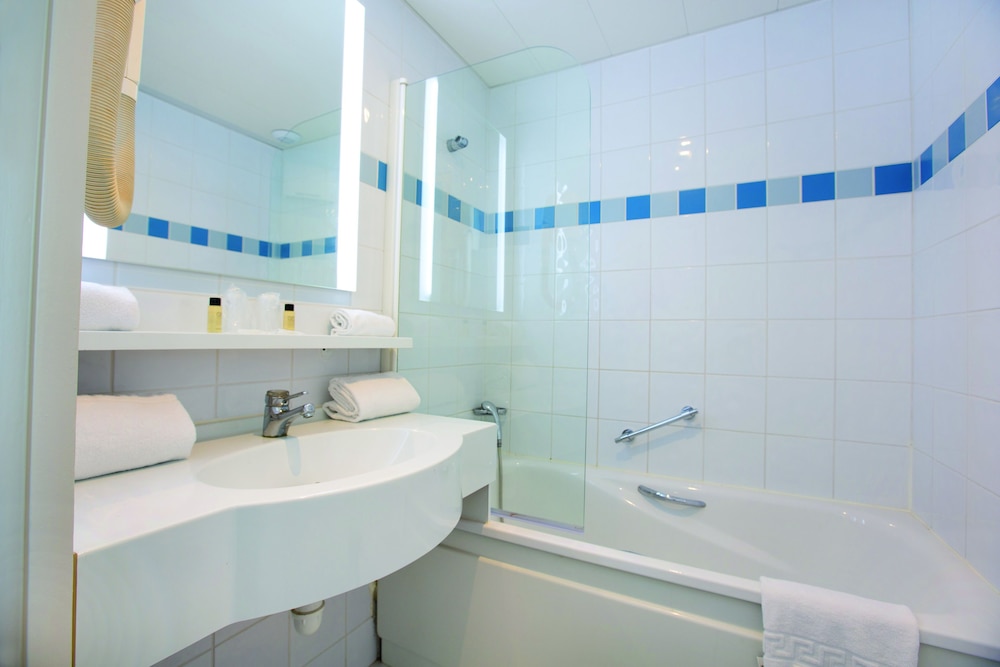 Comfort Triple Room, Free Spa Access - Photo 6