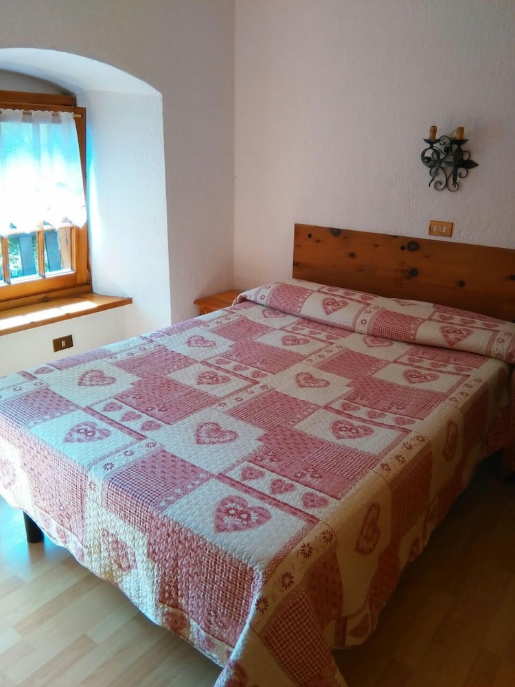 Traditional Apartment, 1 Bedroom, Kitchen photo 1