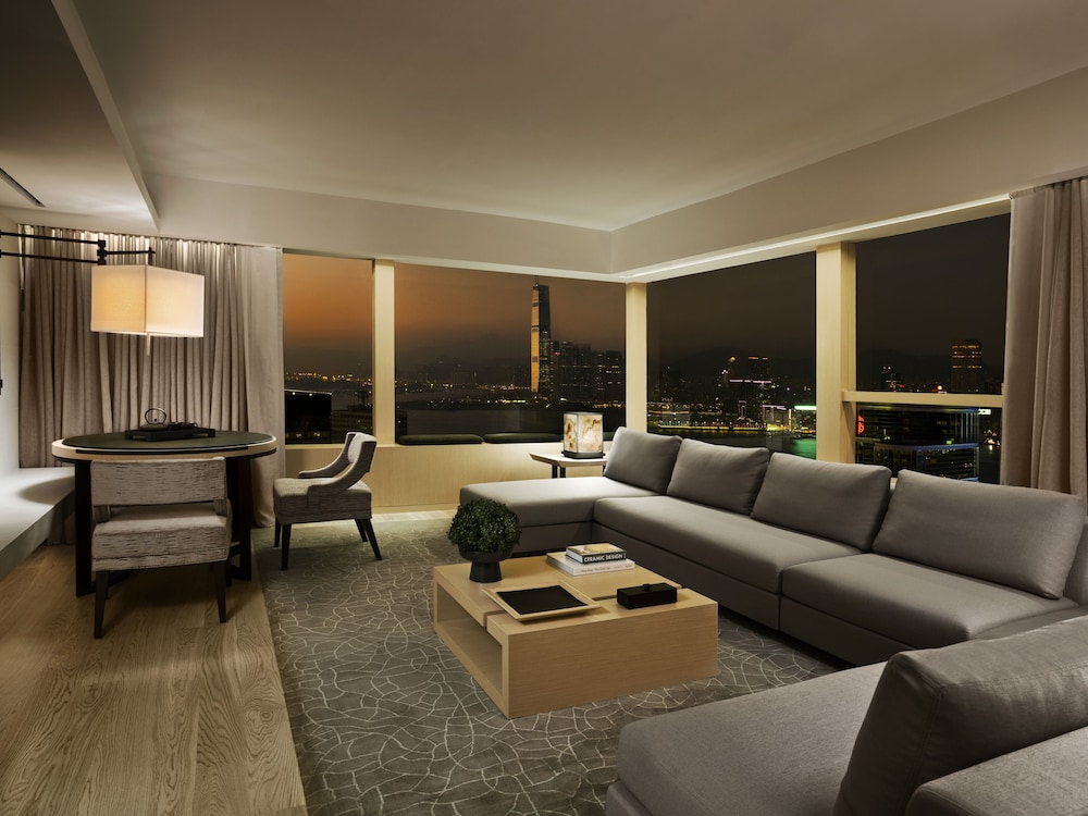 Suite, Harbor View (Upper) photo