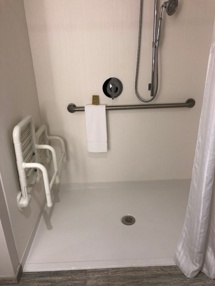 Deluxe Room, 1 King Bed, Oceanfront