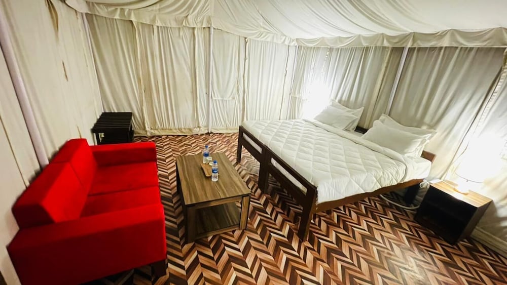 Luxury Tent photo 3