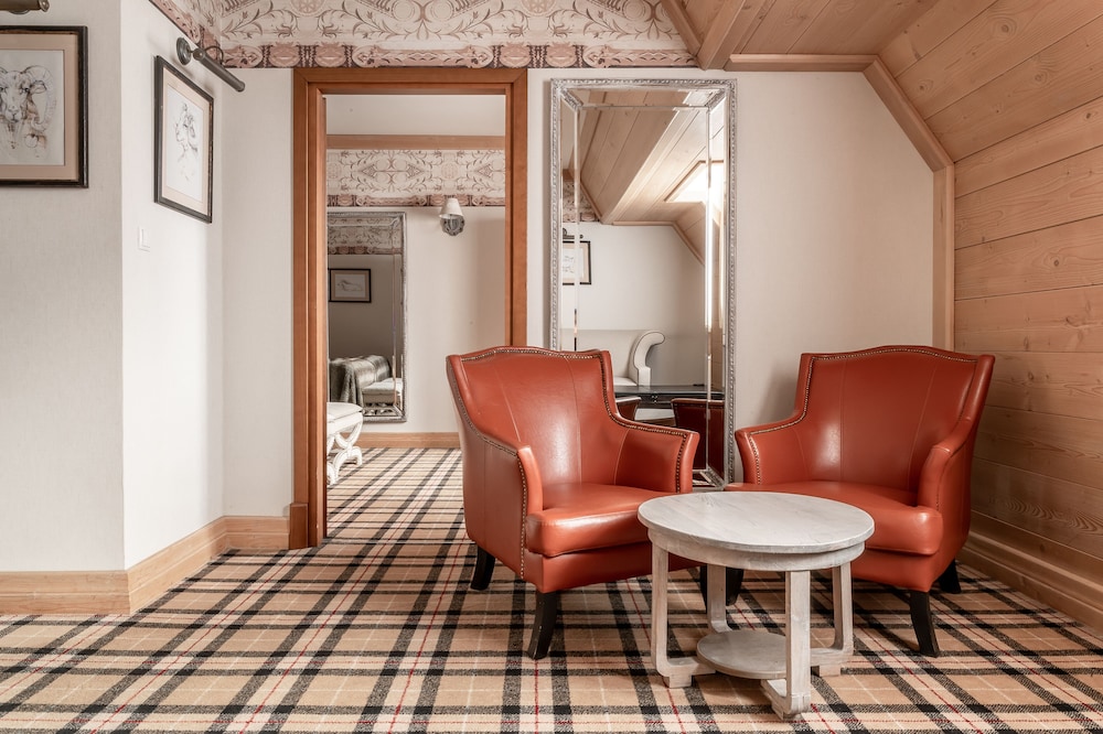 Aries Suite photo 2