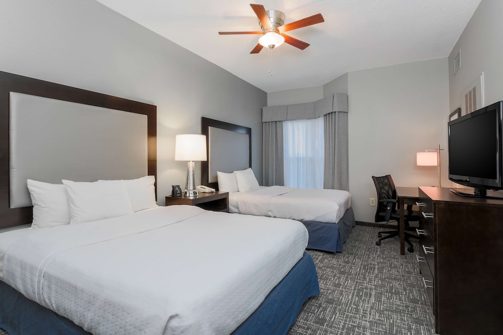 Suite, 2 Queen Beds, Accessible, Non Smoking - Photo 3