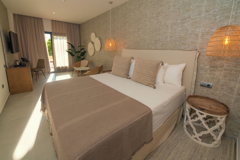 Habitación Doble Deluxe, Vista Parcial al Mar