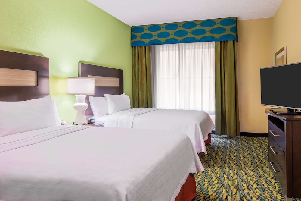 Suite, 2 Queen Beds, Non Smoking photo 3