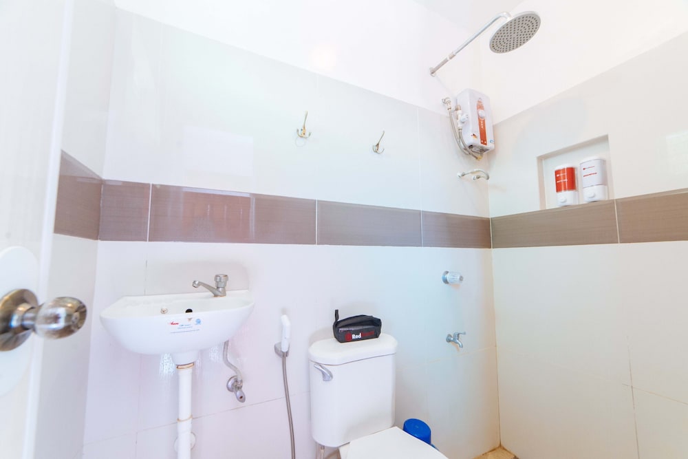 Standard Room - Photo 8