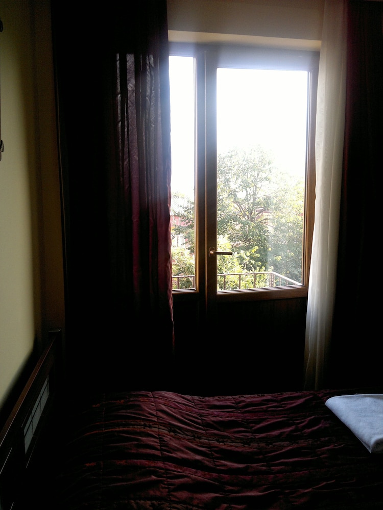 Economy Double Room photo 3