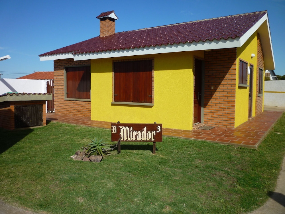 Family Chalet, Beach View photo 1