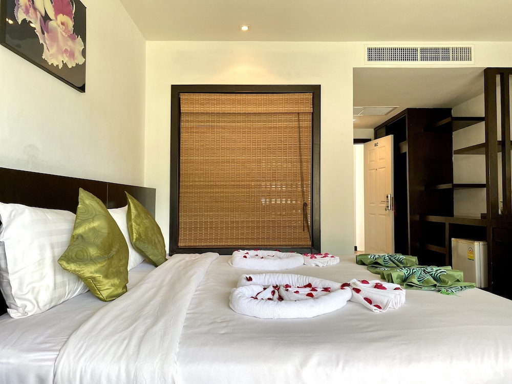 Deluxe Double Room - Photo 2