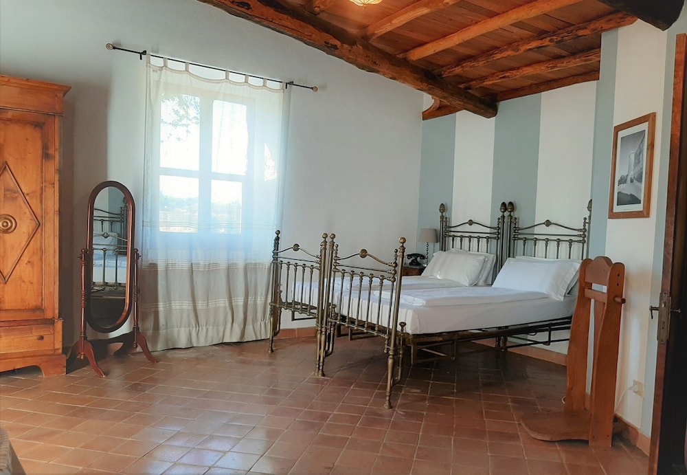 Junior Studio Suite, 1 Bedroom photo 2