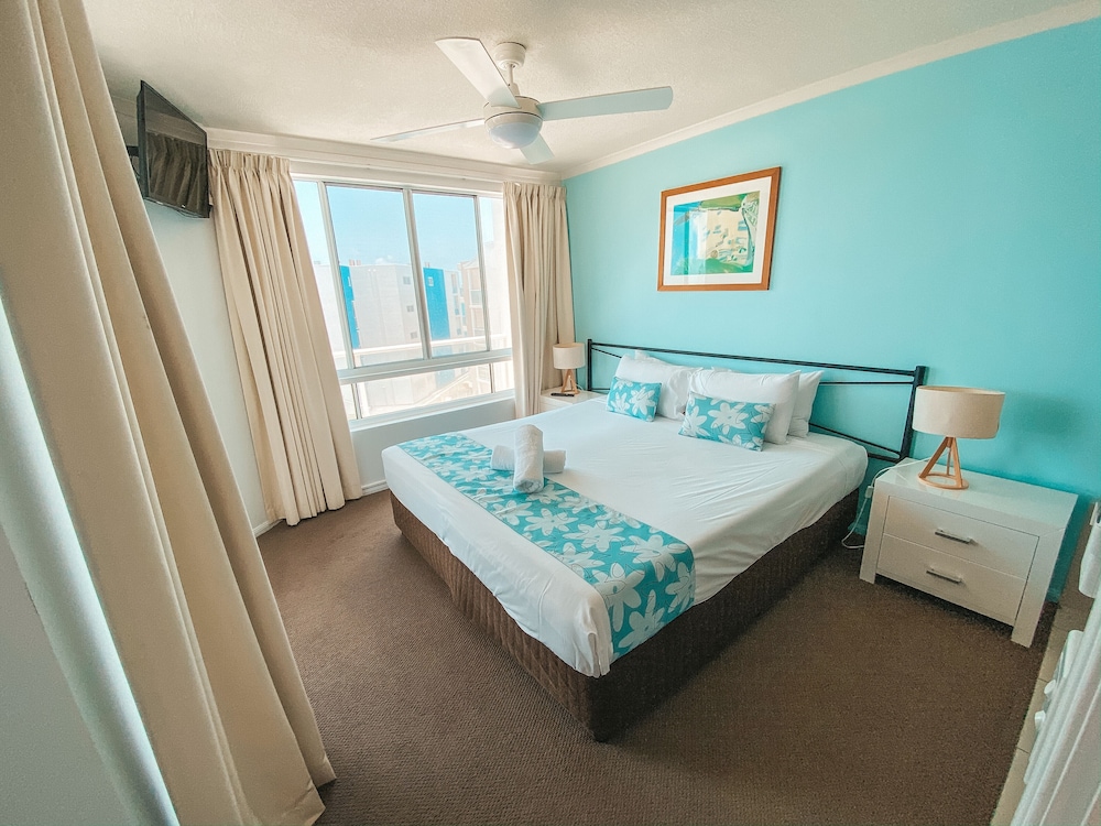 1 Bedroom Golf Course, Sunset & Partial Ocean Views photo 3