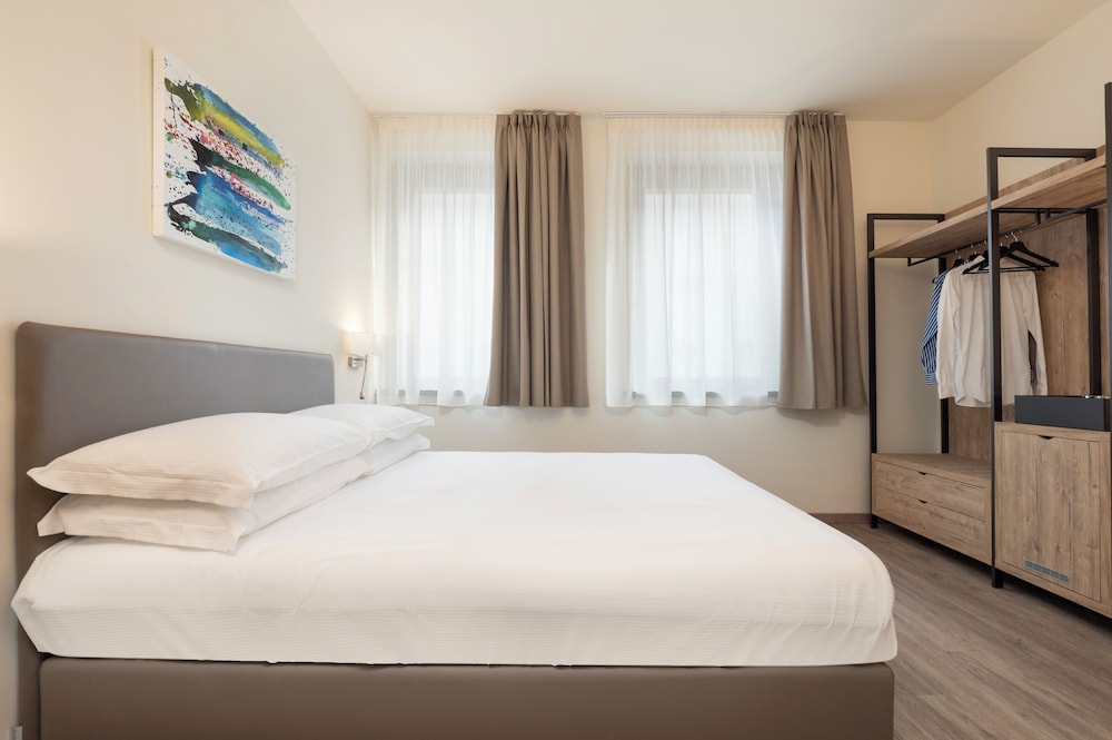 Classic Double Room Single Use photo 2
