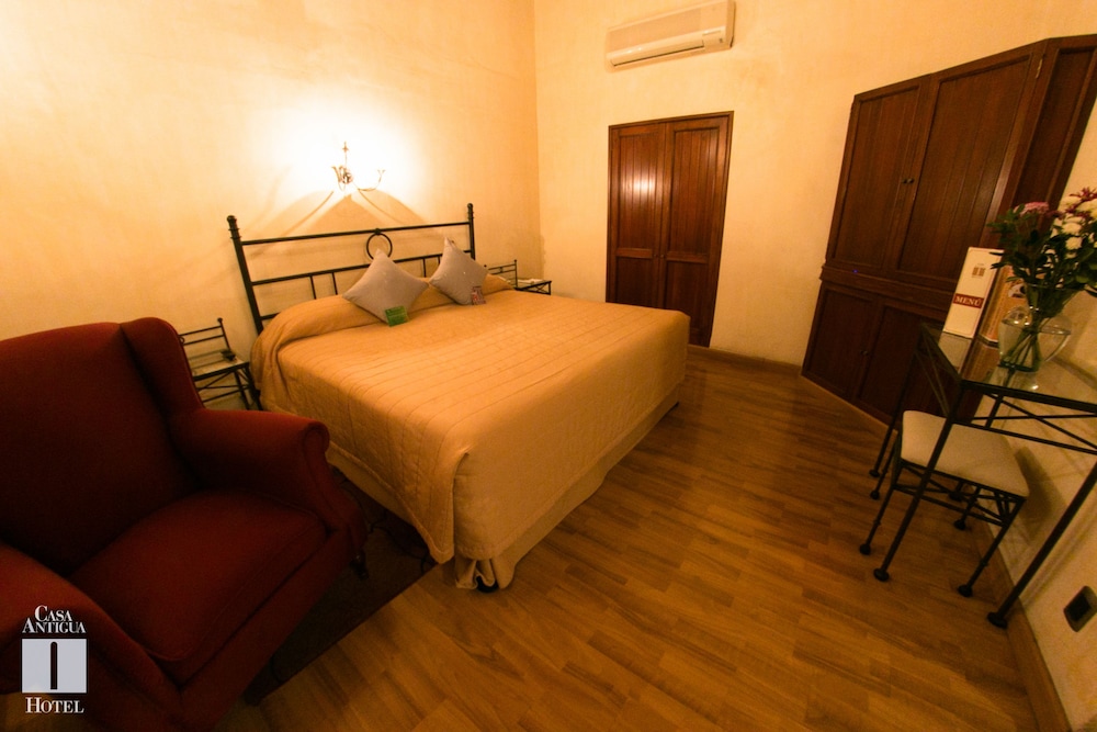 Standard Room, 1 Double Bed photo 2