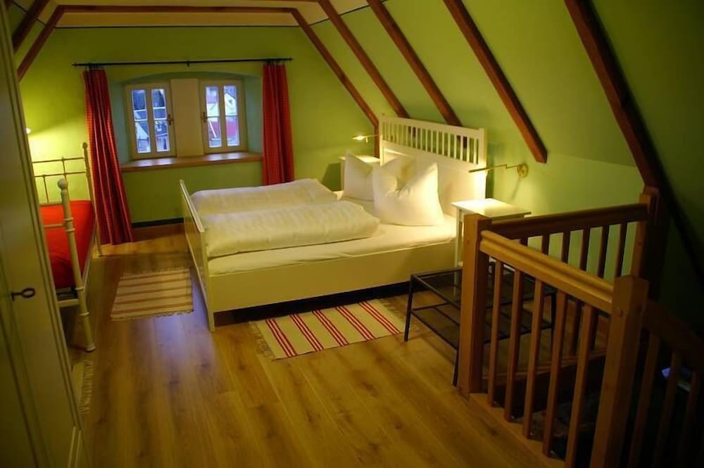 Superior Studio, 1 King Bed, Patio, Garden Area photo 1