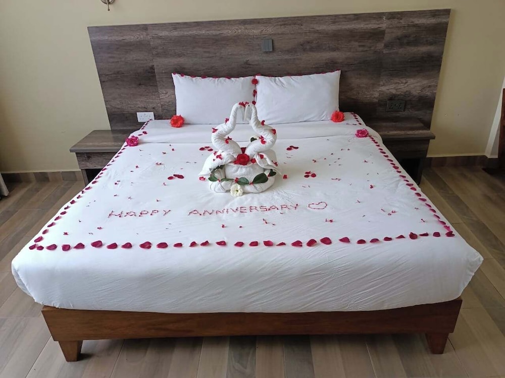 Executive Single Room, Desert View