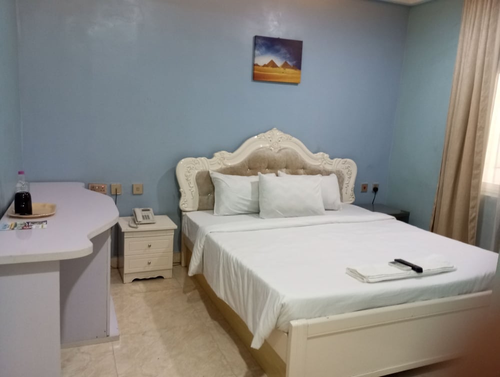 Luxury Room
