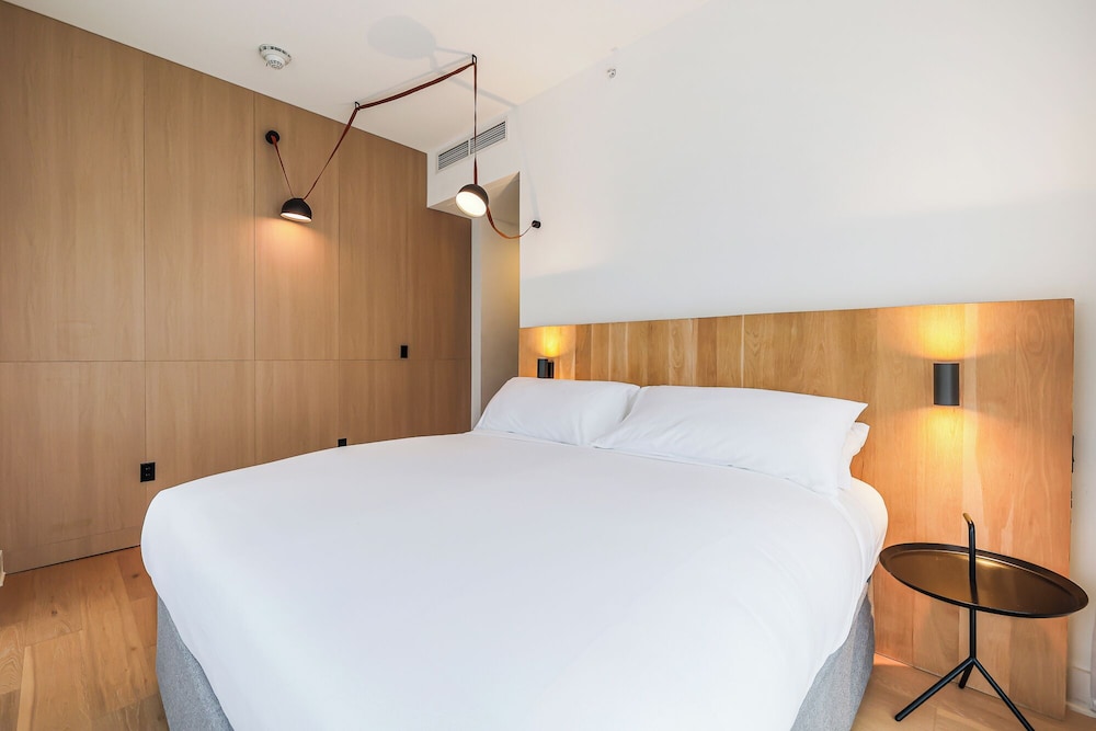 Signature Studio Suite