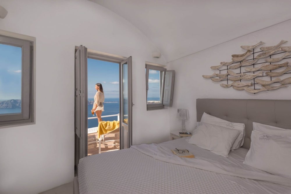 Junior Suite ( Caldera View) - Photo 2