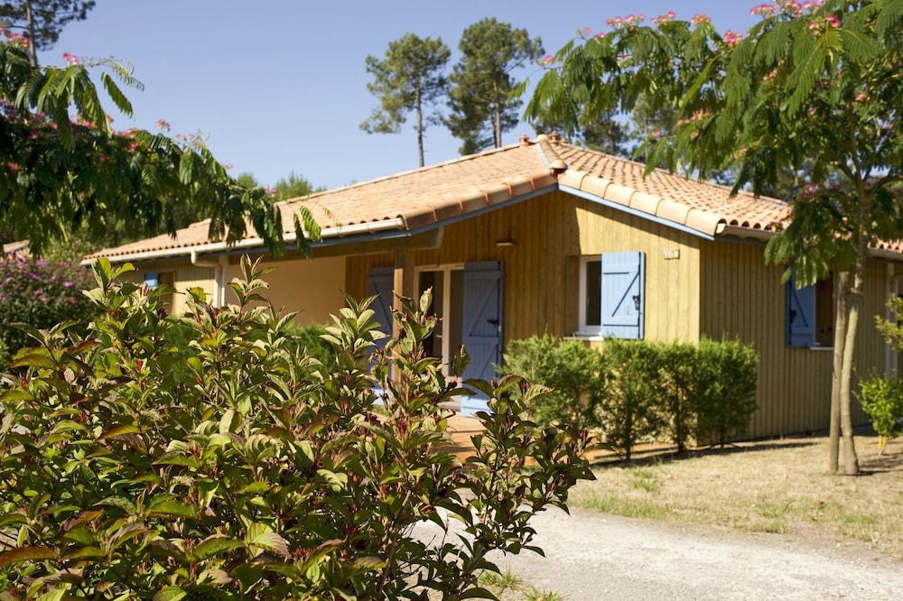 Chalet (4px) photo 2