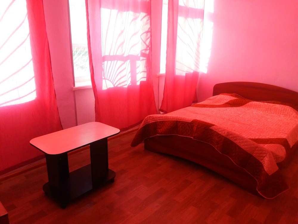 Apartment photo 2