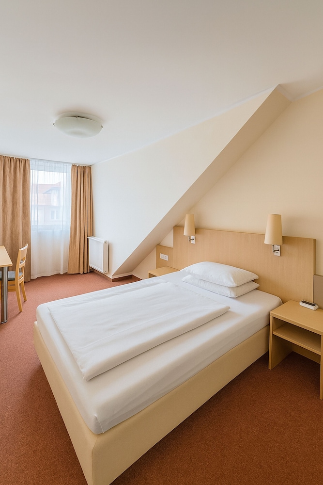 Superior Single Room, Air conditioning