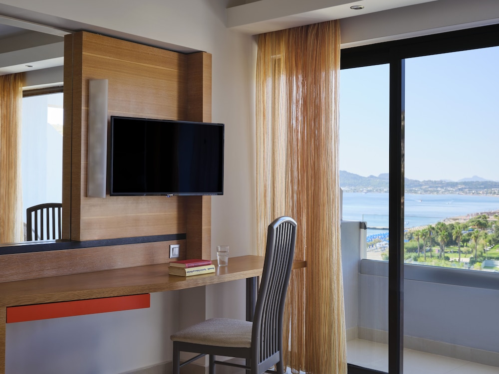 Double Room, Partial Sea View photo 2