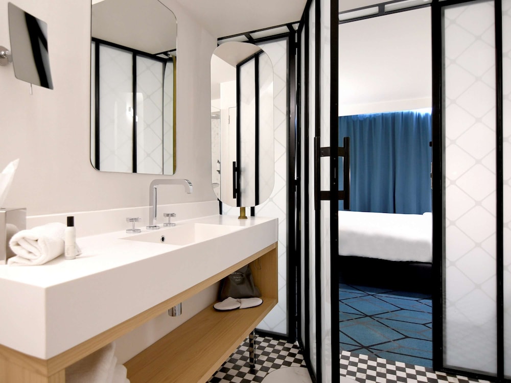Privilege, Premium Room, 1 King Bed - Photo 6