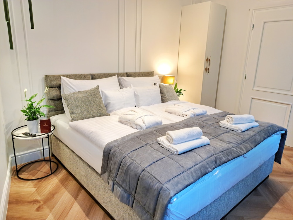 Premium Suite, 1 Bedroom, Kitchen, City View photo 1
