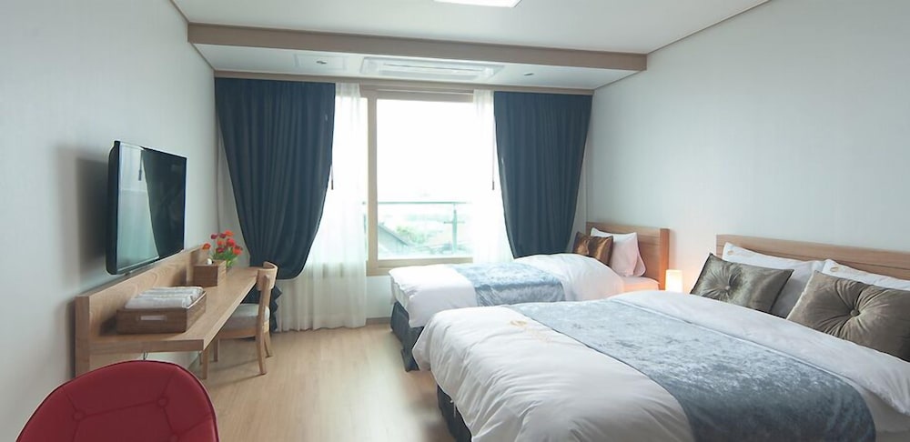 Standard Twin Room photo 1
