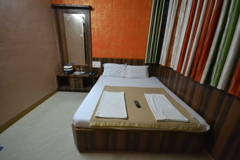 Economy Double Room photo 1