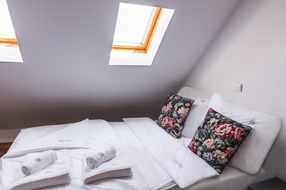 Economy Room photo 1