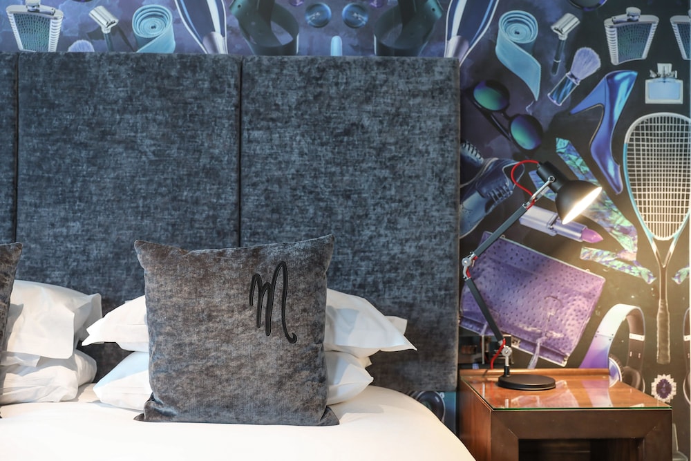 Club Deluxe Room - Photo 7