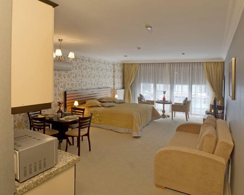 Deluxe Apartment, City View photo 1