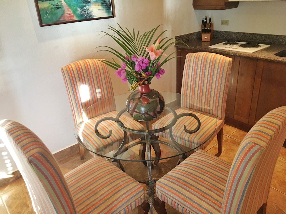 Deluxe Single Room, 1 Double Bed with Sofa bed, Non Smoking, Ocean View photo 3