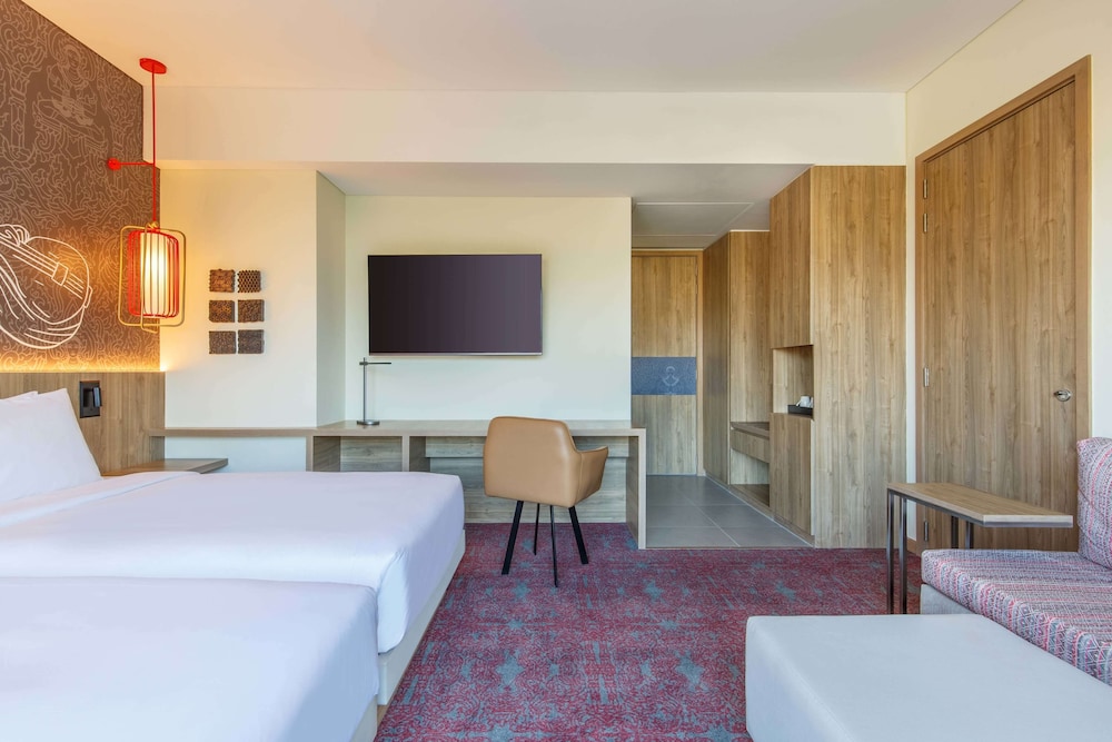2 Twin Beds with Sofa seater - Photo 6