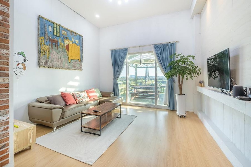 Basic Room, 2 Bedrooms (2hodong(dokchea/Pet-friendly)) - Photo 1