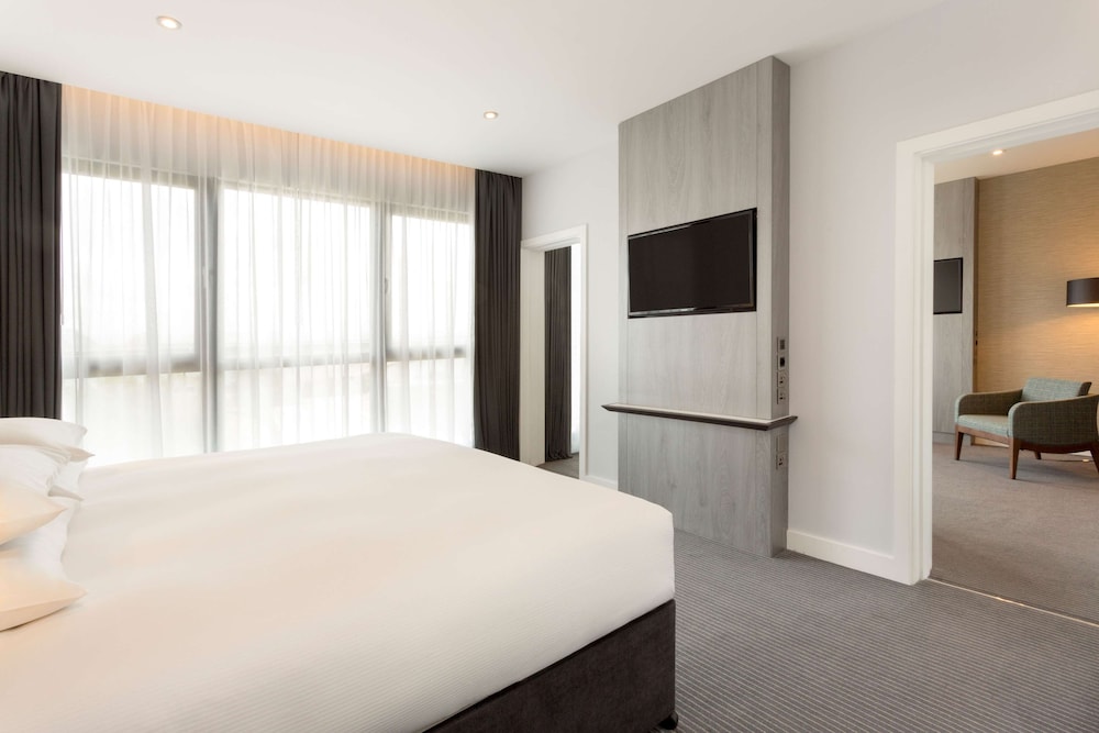 Suite, 1 Bedroom photo 3