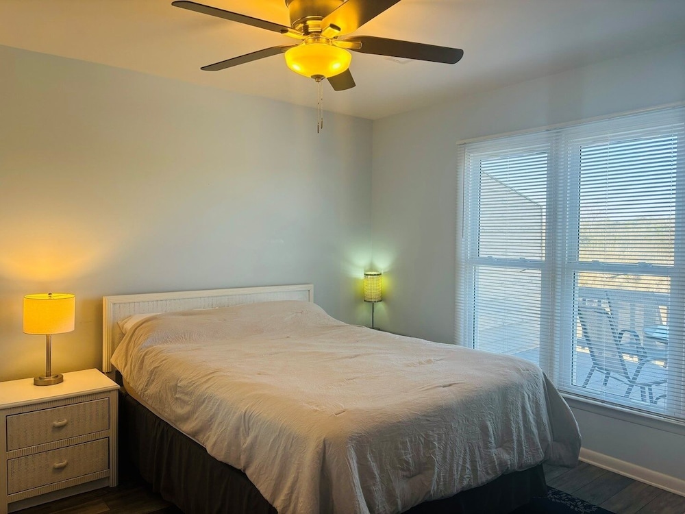 House, 2 Bedrooms photo 1