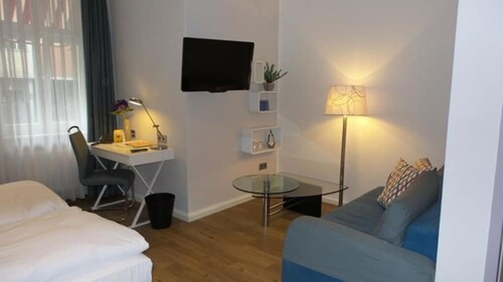 Standard Single Room photo 2