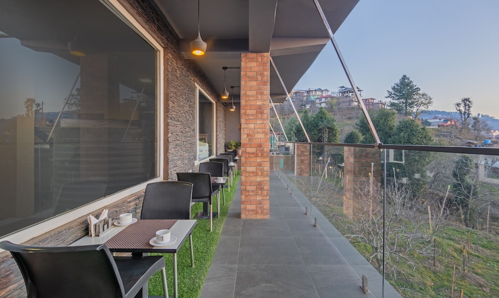 Premium Double Room, Non Smoking, Balcony photo 2