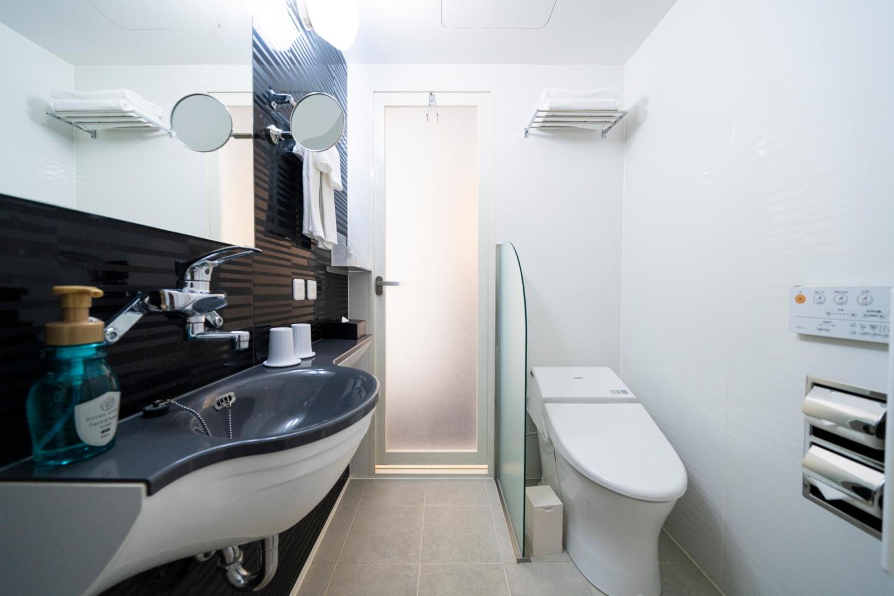 Premium Floor Superior Twin Room - Non-Smoking photo 3