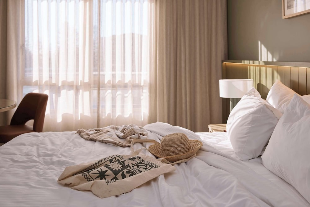 Standard King Room - Accessible Room - Photo 2